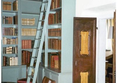 restauro-ed-arredo-di-un-palazzo-cinquecentesco-a-ville-del-monte-libreria