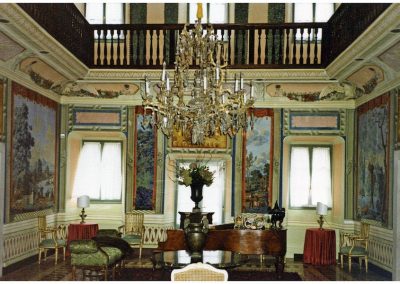 restauro-ed-arredo-di-un-palazzo-cinquecentesco-a-ville-del-monte-soggiorno